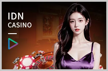 Sòng bạc trực tuyến Loto288 với bàn baccarat và người chia bài thật.